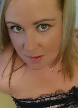 Kinky Hotwife