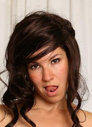 Vicky Eve