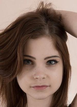 Emanuelle MetArt