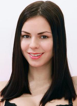 Karolina Young