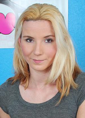 Shzanna East