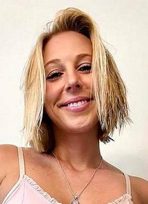 Lovely Lo