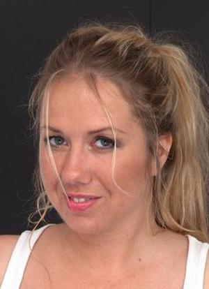 Elle Macqueen